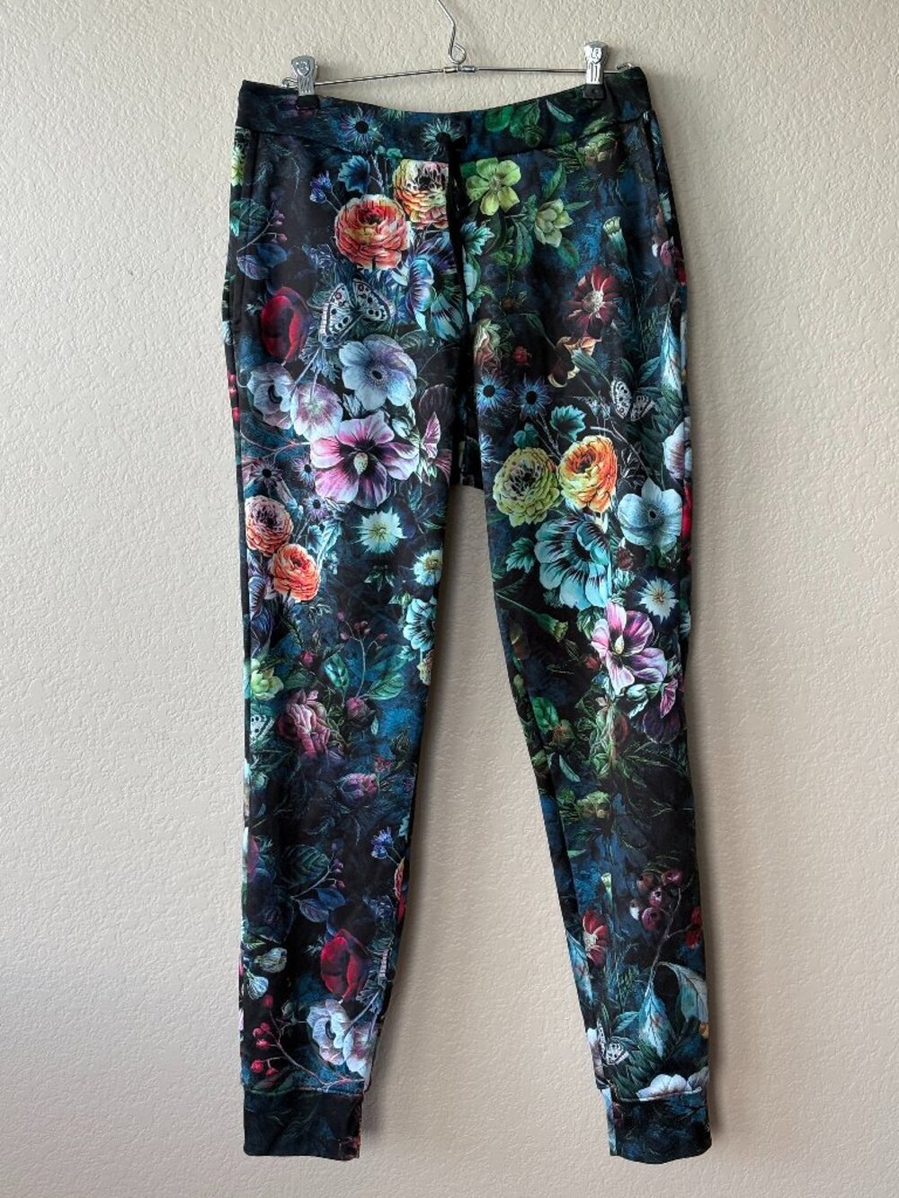 iEDM Floral Camo Joggers Size M Rave Festival Floral Butterfly Pants
